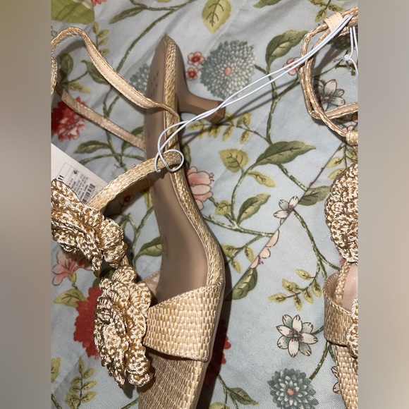 A New Day Esme Tan Crotchet Flower Kitten Heels - Picture 6 of 16